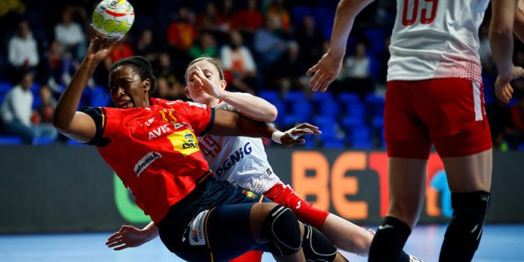 España cae ante Polonia en un final para olvidar