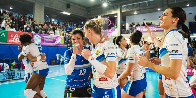 CV Haris se mete en la final de la Challenge Cup