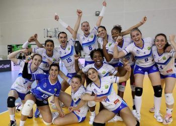 Tenerife La Laguna doblega a Tent Obrenovac en semis de la Challenge Cup