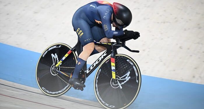 Helena Casas registró un nuevo récord de España del kilómetro contrarreloj en el Europeo de pista