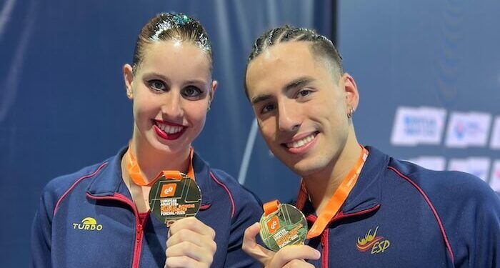 Dennis González e Iris Tió, oro en el Dúo Mixto Libre en el Europeo de natación artística