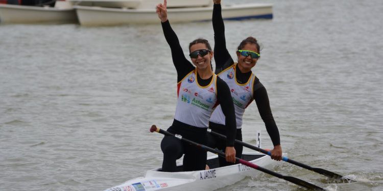 Antía Jácome y María Corbera, oro en C2 200 en la Copa del Mundo de piragüismo