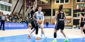 Hozono Jairis arrolló al Panathlitikos, pero Meins Avenida y Baxi Ferrol perdieron en la Eurocopa