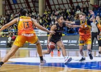 Valencia Basket doblega a Jairis antes del parón