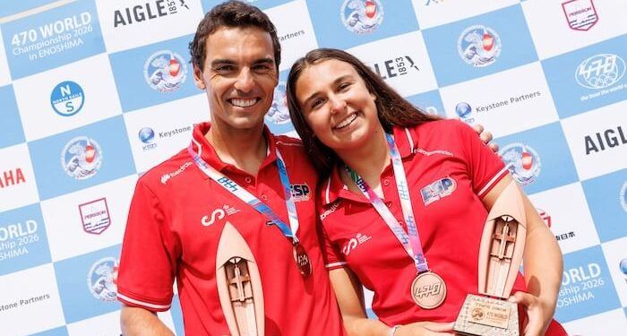 Jordi Xammar y Marta Cardona lograron el bronce mundial en 470 en Enoshima