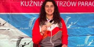 Judith Rodríguez conquista el bronce en espada en el Europeo de esgrima