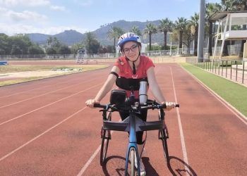Judith Tortosa se hizo con la medalla de plata en los 100 metros T72 en el Mundial de Nueva Delhi