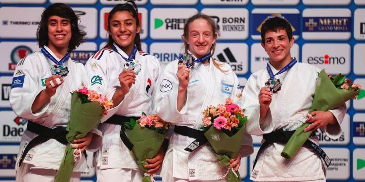 Costa del Sol Málaga se impone a Rocasa y se cruzará con Elche en las semifinales de Copa