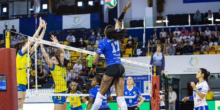 La Laguna se adjudica el primer encuentro de la final de la Superliga de voleibol