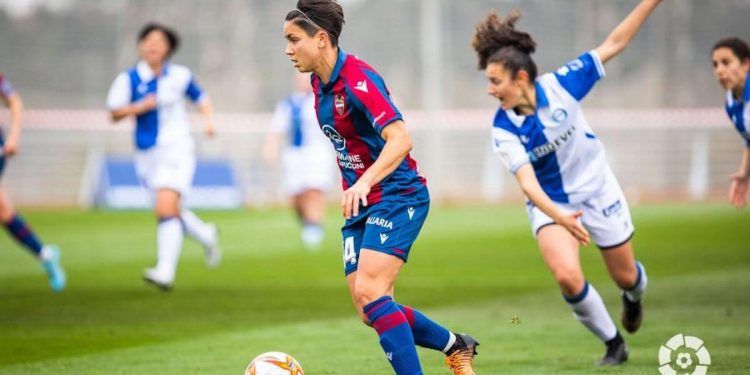 El Levante no da opción al Alavés