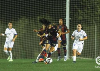 El Levante apura para remontar al Alavés en el 96