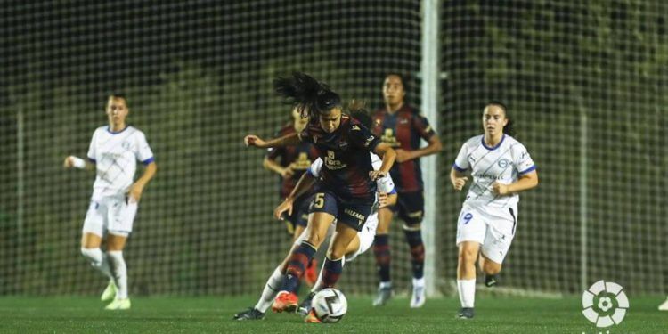 El Levante apura para remontar al Alavés en el 96