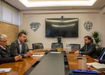 La Diputació de València y el Levante UD colaborarán para impulsar el deporte femenino