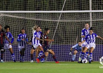 El Levante doblega con solvencia al Sporting de Huelva