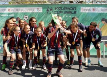 Las inscritas en la Valencia Cup Girls disfrutarán de precios especiales para el Levante-Barça en el Ciutat