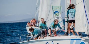 Team Balearia, primer líder de la Liga femenina en la bahía de Palma