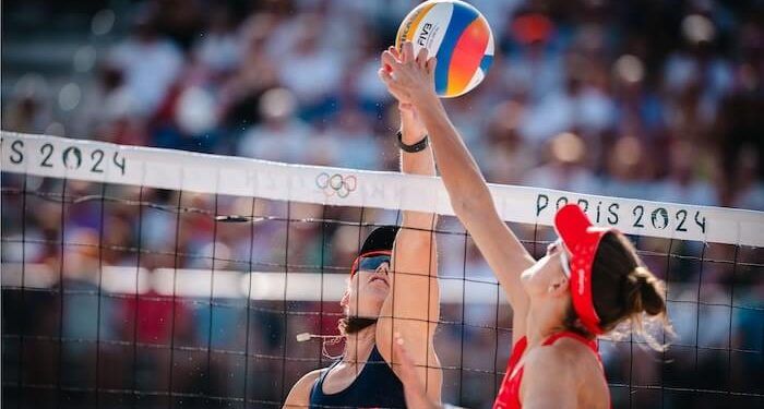 Lili, en su emotivo adiós olímpico, y Paula, brillantes en París a los pies de la Torre Eiffel
