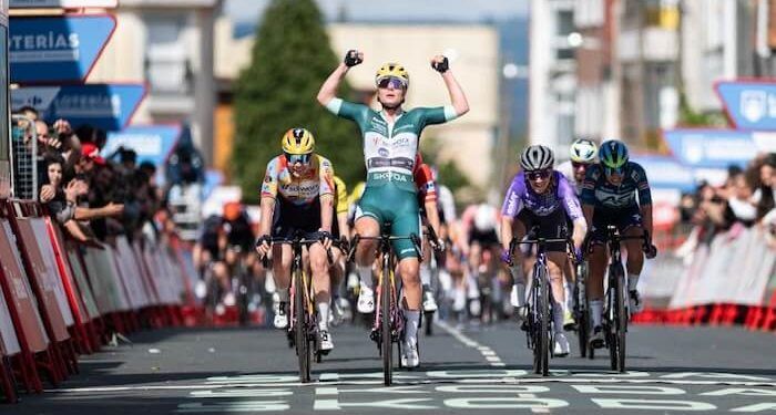 Lotte Kopecky agarra el liderato de La Vuelta