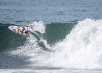 Lucía Machado, subcampeona en el Surf City El Salvador ISA World Junior Surfing Championship 2022