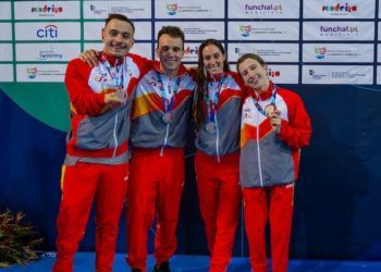 Marta Fernández, oro, Leyre Ortí, plata, y Marian Polo y el relevo 4×100 libre, bronce, en el Europeo