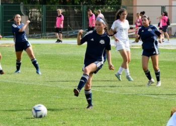 Comienza a rodar el balón en la 30ª edición de la Costa Blanca Cup