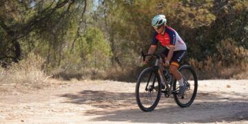 María José Silvestre pedaleará hacia el récord mundial de 24 horas en gravel