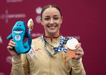 María Olalla logró la plata en dos tiempos y el bronce en arrancada en los Juegos Mediterráneos