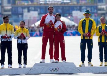 María Pérez y Álvaro Martín, oro olímpico histórico en 35 km marcha por equipos mixtos