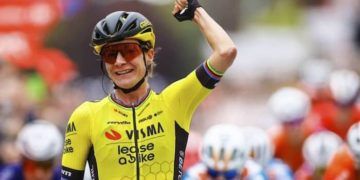 Marianne Vos se impuso en la meta de Teruel y Blanka Vas mantuvo el maillot rojo