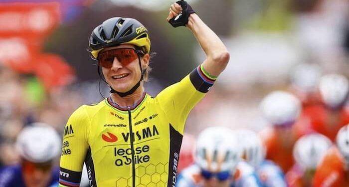 Marianne Vos se impuso en la meta de Teruel y Blanka Vas mantuvo el maillot rojo