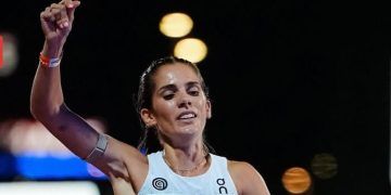 Marta García destrozó su propio récord de España de los 3.000 metros en Lievin