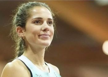 Marta García selló el récord de España de 5.000 metros en pista corta y la mínima olímpica