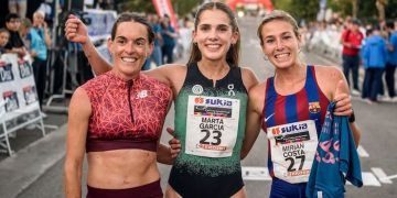 Marta García se impuso en la Milla de Berango