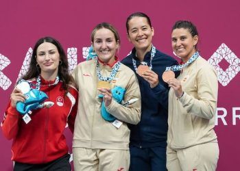 Lucía Martín-Portugués conquistó el oro en sable y Araceli Navarro el bronce en Taranto 2026