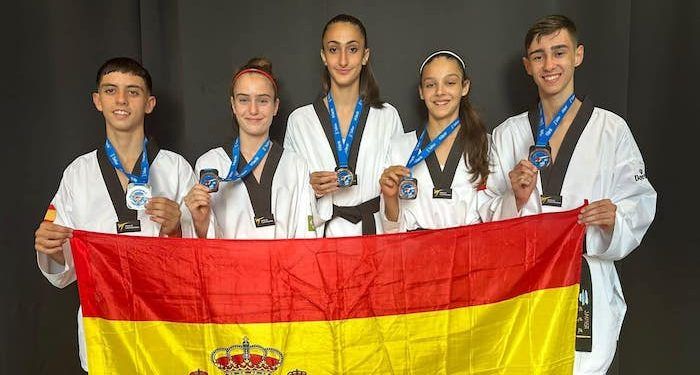 España triunfó en el Europeo júnior de taekwondo con doce medallas y la segunda plaza por equipos