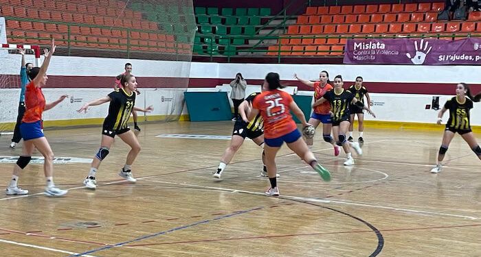 Grupo USA Handbol Mislata derrotó a Mataró