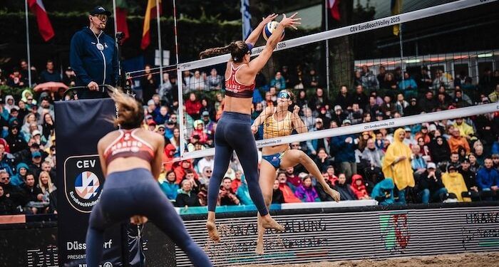 Daniela Álvarez y Tania Moreno pujarán por el bronce del Europeo de vóley playa en Düsseldorf