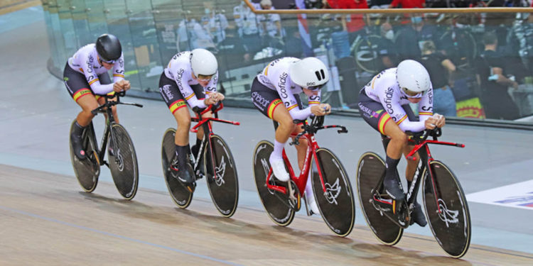 El equipo femenino logra una nueva mejor marca nacional en la persecución del Mundial de Pista