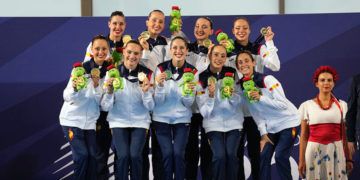 El conjunto de natación artística se bañó oro en la final de la rutina técnica en Cracovia 2023