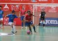 El Navalcarnero se impuso con solvencia al Melilla y formó el tercer partido de la final