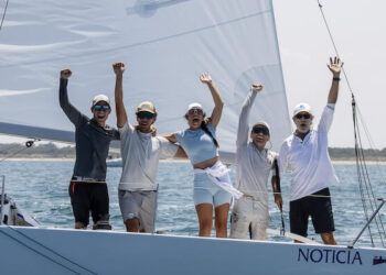 Noticia se proclama en aguas de València campeón de España J80