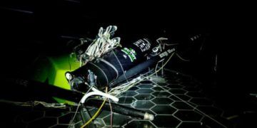 El ‘GUYOT environnement – Team Europe’ desarbola con fuertes vientos mientras el ’11th Hour Racing Team’ lidera la flota de Ocean Race