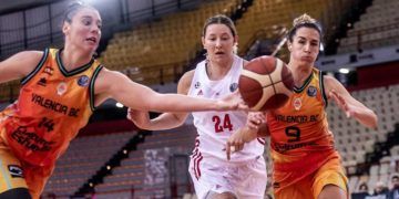 Remuntada i primera victòria de Valencia Basket lluny de casa davant Olympiacos