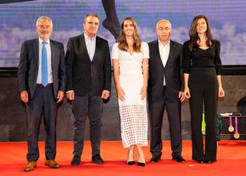 Ona Carbonell, leyenda del deporte, se despide de los retos en la piscina