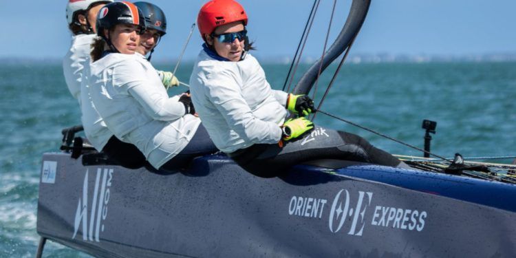 El equipo femenino Orient Express L’Oréal Racing Team compite en Murcia en las ETF26 Series
