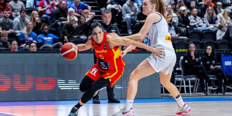 España arrolla a Islandia y completa una sólida fase de clasificación para el Eurobasket