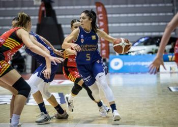 Valencia Basket doblegó a Girona en un duro partido