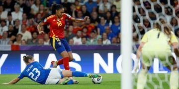 España remontó a Italia y pasó como primera de grupo invicta en la Eurocopa