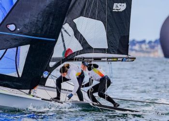 Paula Barceló y María Cantero entran en el podio provisional del Mundial de 49er FX