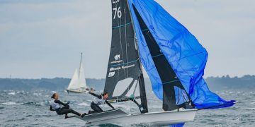 España sobrevive al temporal y sigue en la lucha del grupo oro de 49er FX en el Mundial